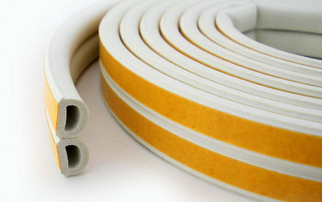 Уплотнитель Tytan Professional  D (9*7,5мм) БЕЛЫЙ