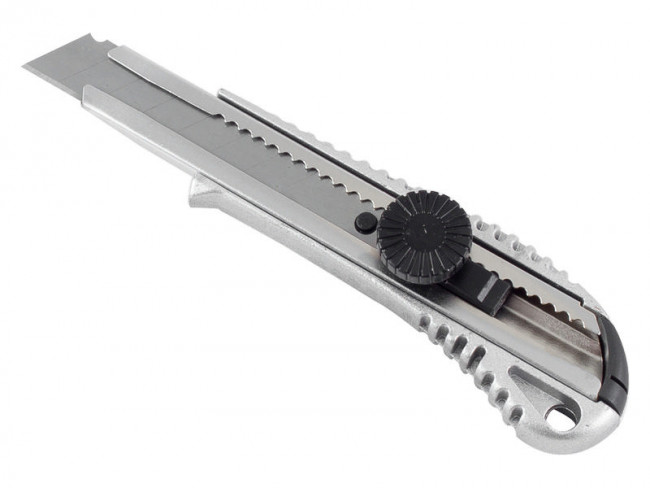 Нож 18мм (металл.) винт. фиксатор