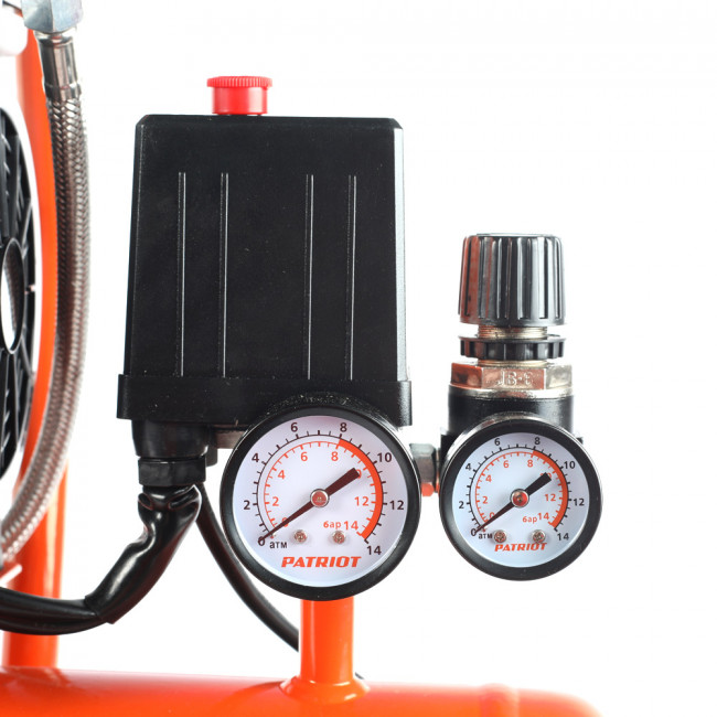 Компрессор Patriot поршневой безмасляный  WO 10-120, 120 л/мин, 8 бар, 650 Вт, 10 л, быстросъемный 1