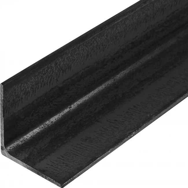 Уголок стальной равносторонний 